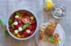 Salade de tomates et de mozzarella aux framboises