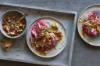 Pilzsalat mit Cicorino rosso und Vollkornbrot